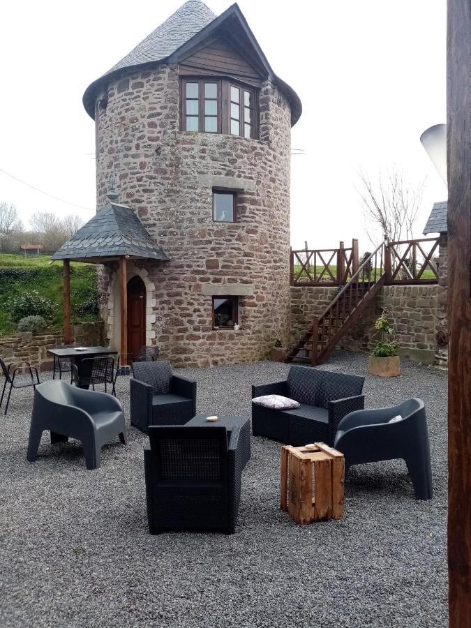 La Tour De Ver Gite Atypique Possibilite Table D'Hotes Sur Reservation Ngoại thất bức ảnh